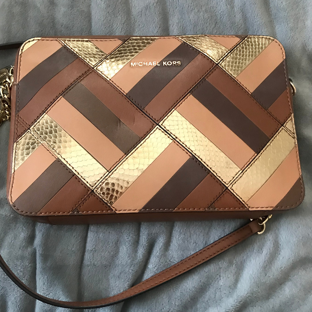 Michael Kors Jet Setter Crossbody